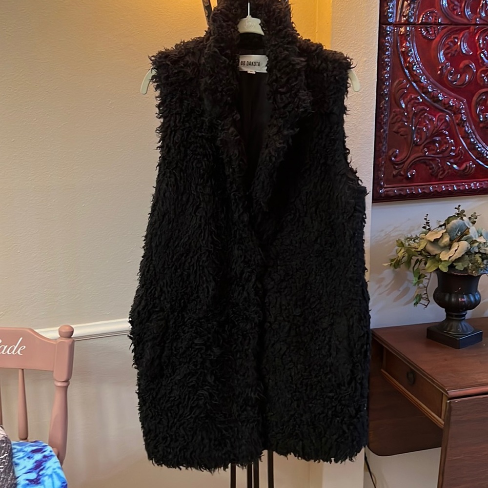Poodle hair (fake) long sleeveless vest/jacket